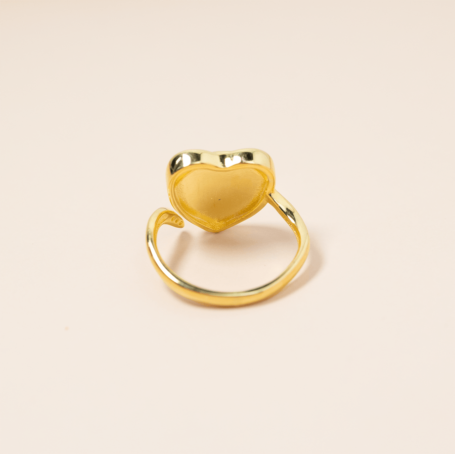 Luna Love Ring in Gold