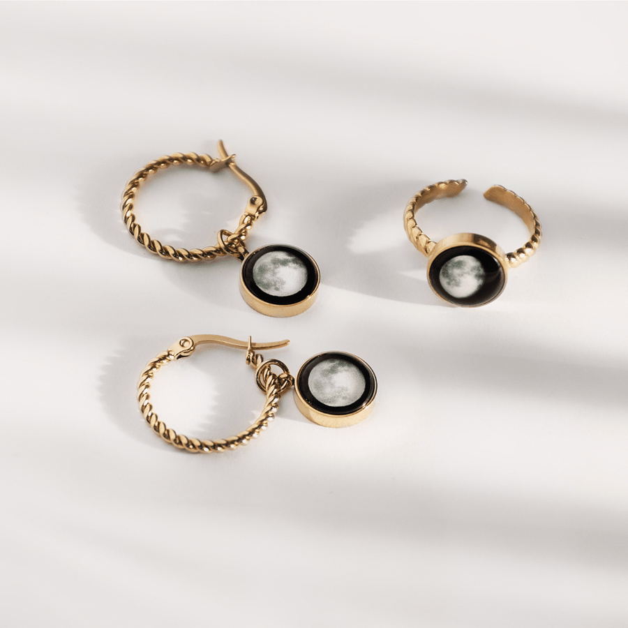 Carina Twist Ring and Hoop Earrings in Gold